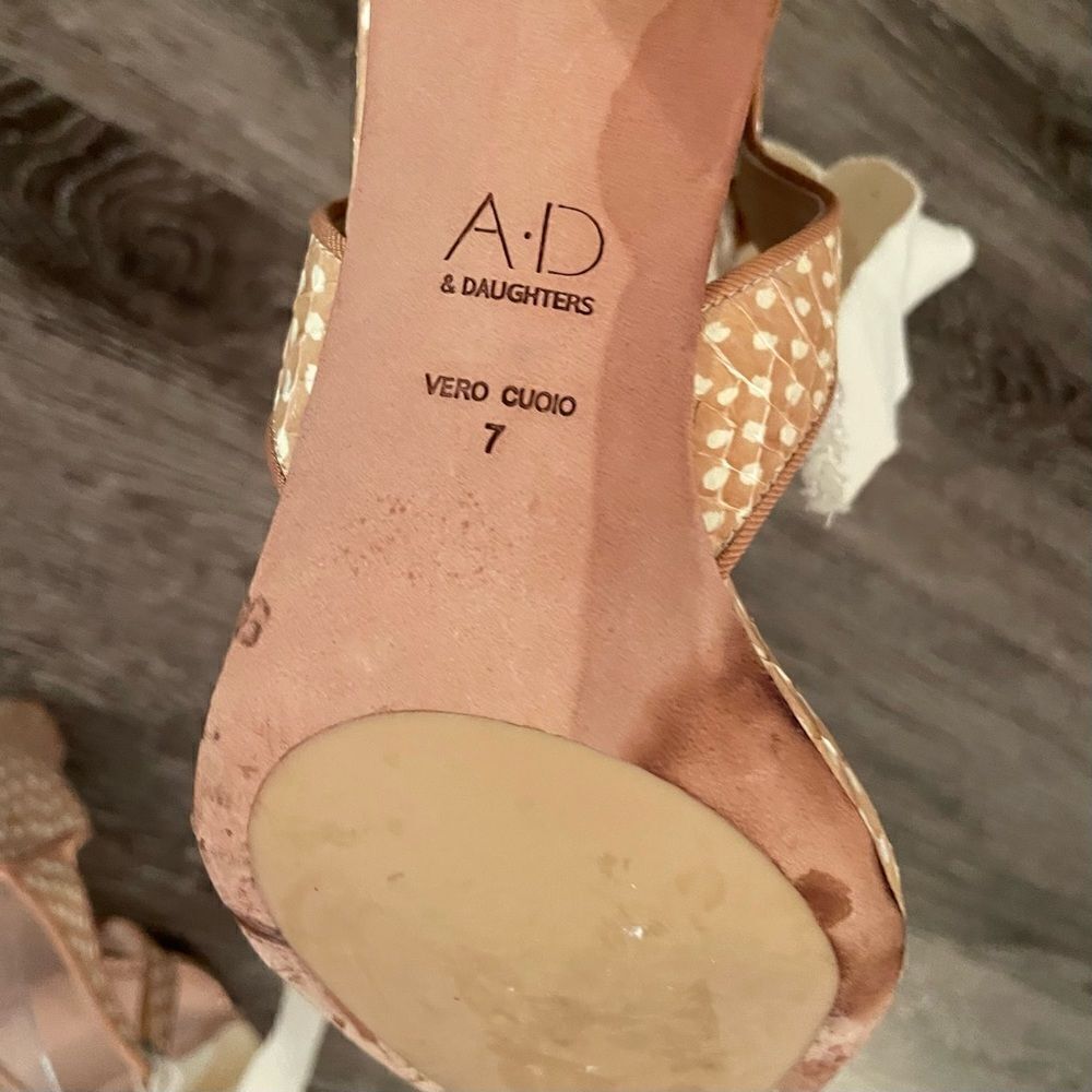 AD & daughters heels - Picture 9 of 9